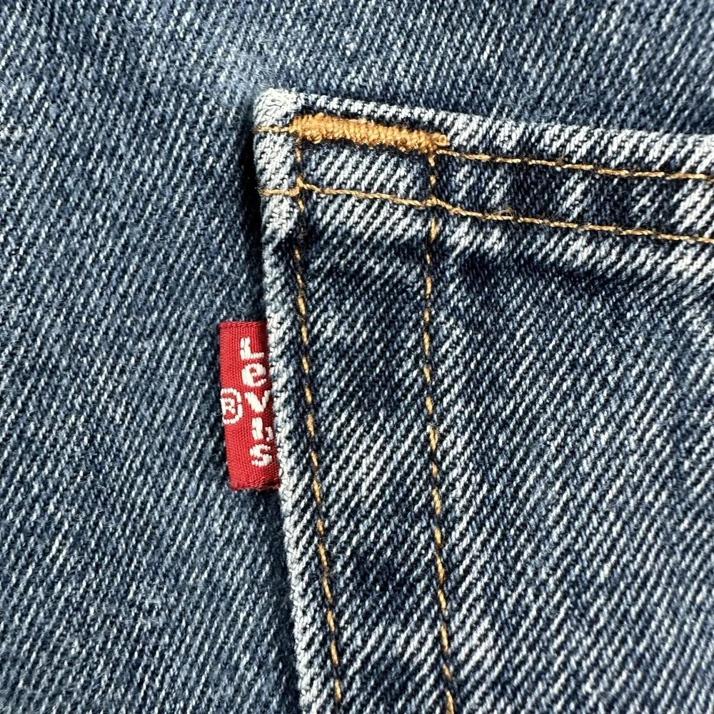 Levi's Mens 40x32 550 Blue Jeans Relaxed Straight Cotton‎ Denim Medium Wash EUC